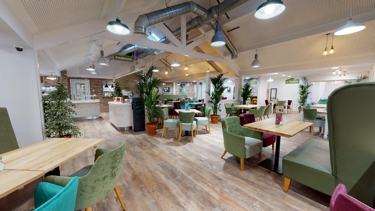Restaurant interior photographed in 4K during a 3D scan